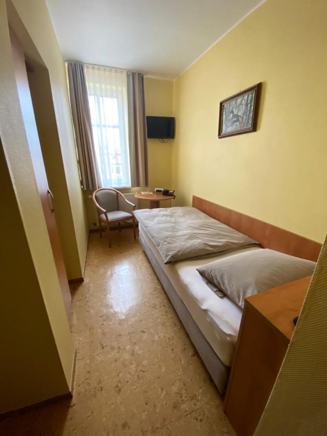 Hotel Gold'Ne Krone Oppenheim Exterior photo